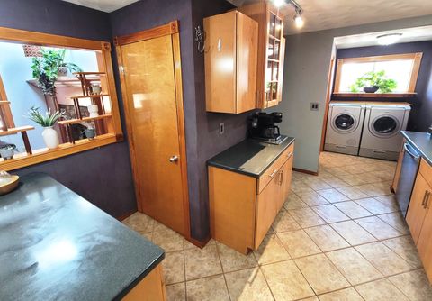 Tiny photo for 1110 N Franklin Street, Salem, IL 62881 (MLS # 12570382)