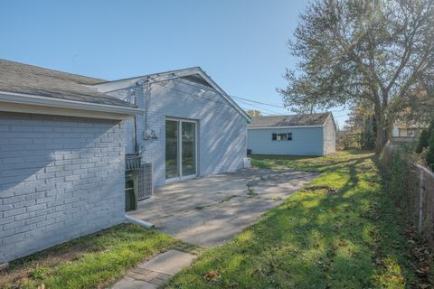 Tiny photo for 101 Edgehill Drive, Bolingbrook, IL 60440 (MLS # 12516635)