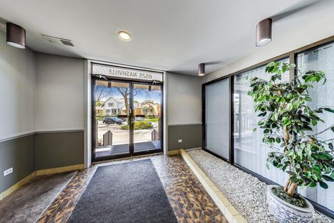 Tiny photo for 6525 N Nashville Avenue #404D, Chicago, IL 60631 (MLS # 12500331)
