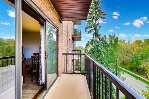 Tiny photo for 6525 N Nashville Avenue #404D, Chicago, IL 60631 (MLS # 12500331)