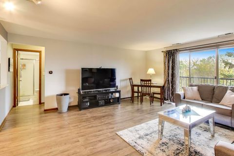 Tiny photo for 6525 N Nashville Avenue #404D, Chicago, IL 60631 (MLS # 12500331)