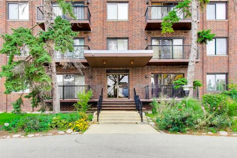 Tiny photo for 6525 N Nashville Avenue #404D, Chicago, IL 60631 (MLS # 12500331)
