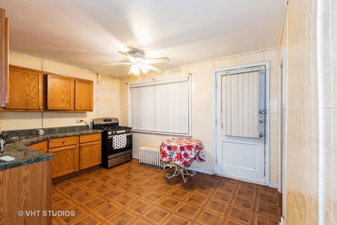Tiny photo for 7811 S Wabash Avenue, Chicago, IL 60619 (MLS # 12484994)
