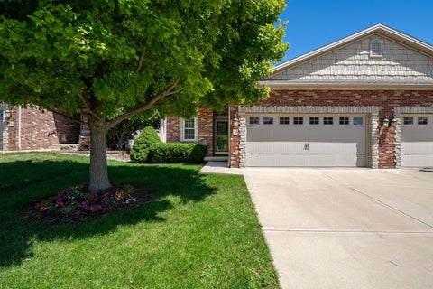 Photo of 31 Yukon Circle, Bloomington, IL 61705 (MLS # 12736759)