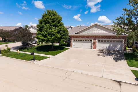 Tiny photo for 31 Yukon Circle, Bloomington, IL 61705 (MLS # 12736759)