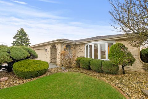 Tiny photo for 11759 Springbrook Court, Orland Park, IL 60467 (MLS # 12603857)