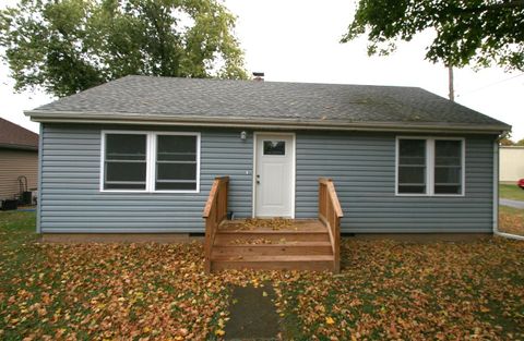 Tiny photo for 103 S Monroe Street, Mackinaw, IL 61755 (MLS # 12494328)