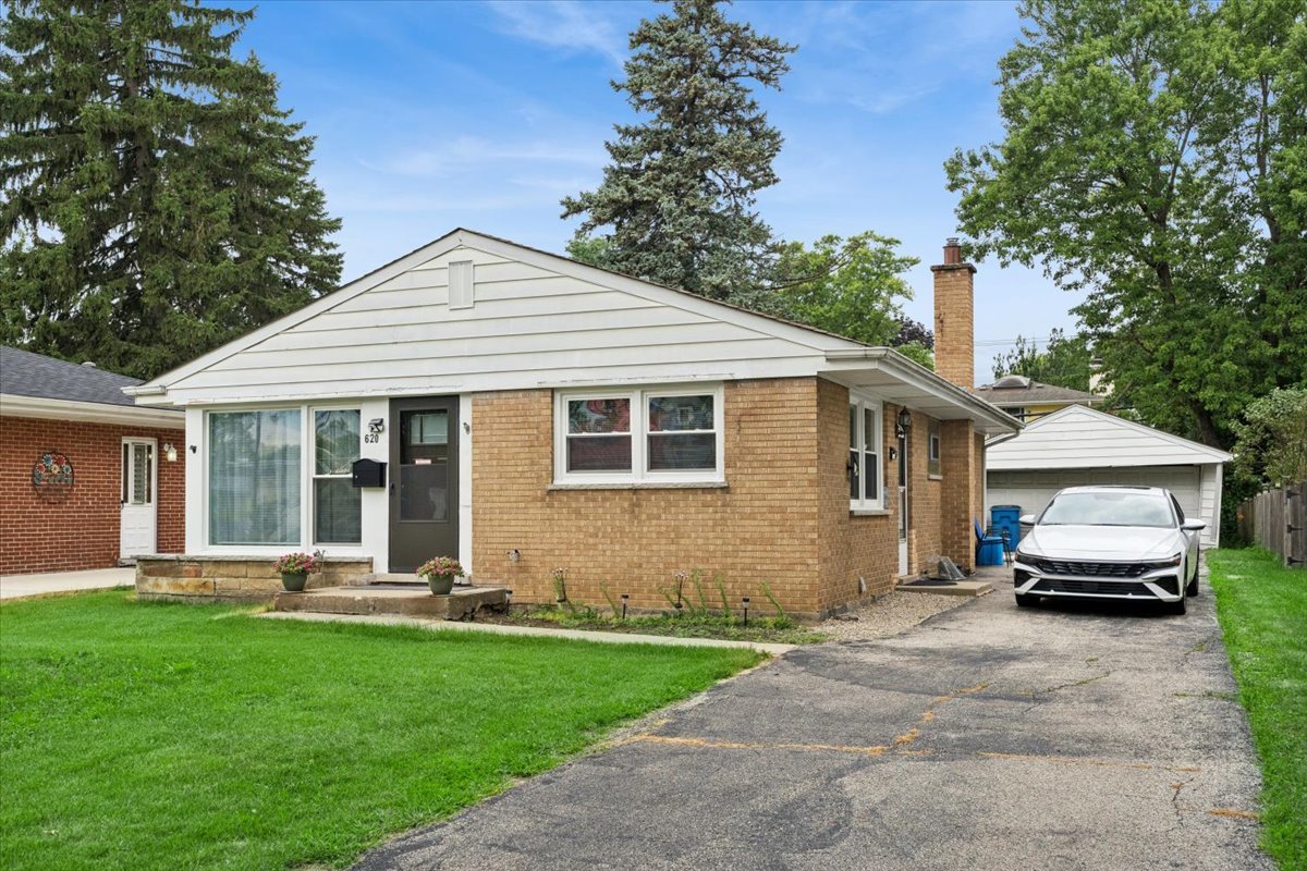 Photo 1 of 19 — 620 N Main Street, Mount Prospect, IL 60056