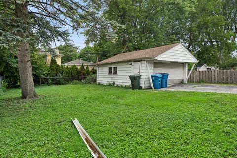 Tiny photo for 620 N Main Street, Mount Prospect, IL 60056 (MLS # 12706376)