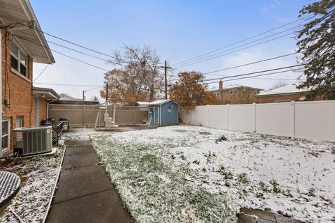 A home in Oak Lawn