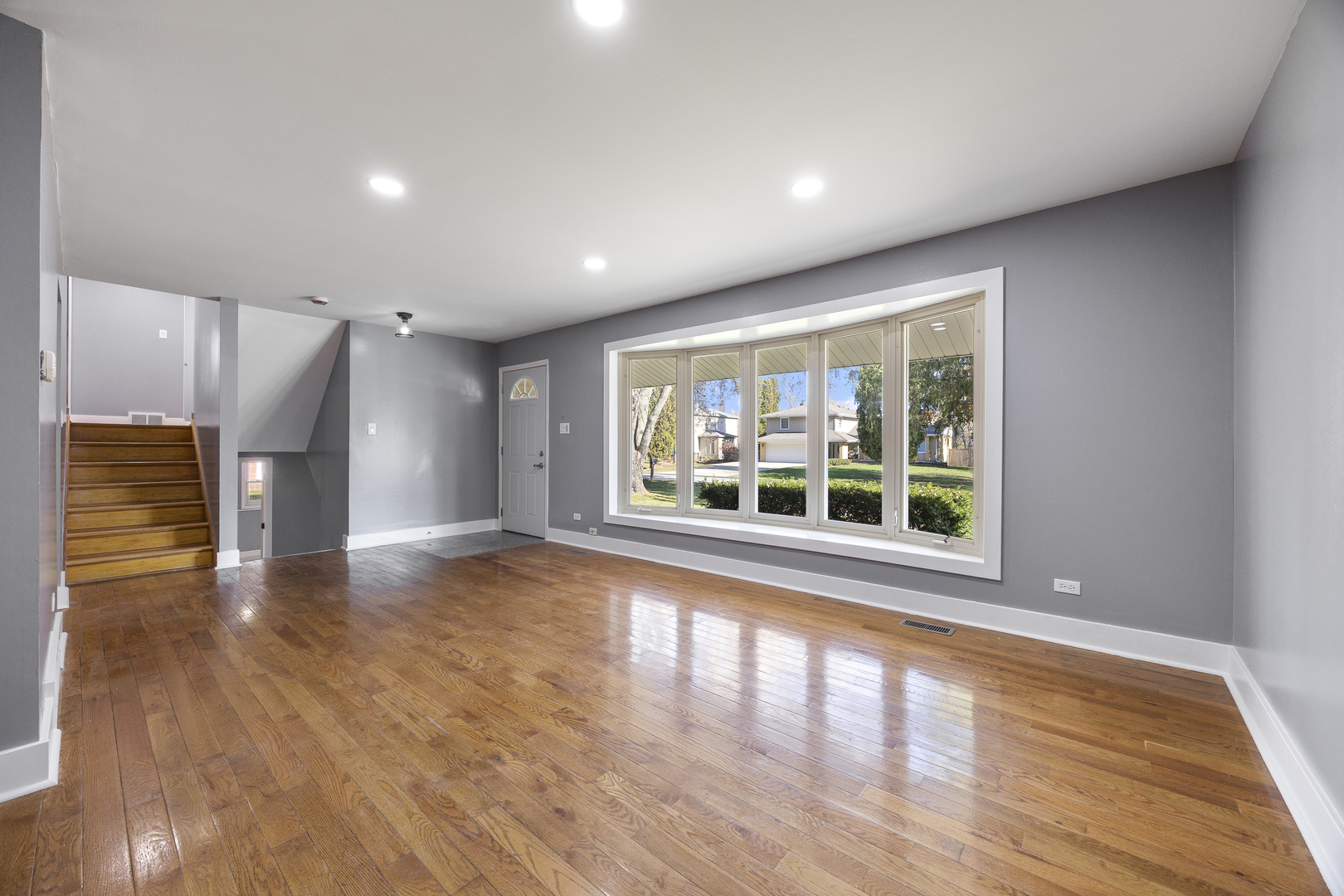 2N238 Highland Avenue