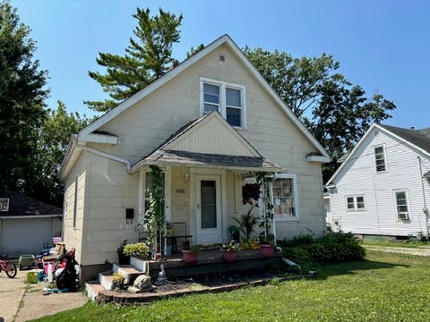 Photo of 1009 Rockwell Street, Kewanee, IL 61443 (MLS # 12718010)