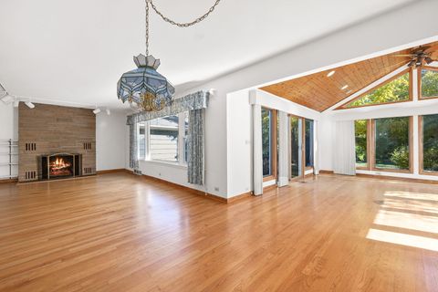 Tiny photo for 4915 Pershing Avenue, Downers Grove, IL 60515 (MLS # 12498624)