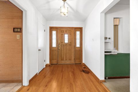 Tiny photo for 4915 Pershing Avenue, Downers Grove, IL 60515 (MLS # 12498624)