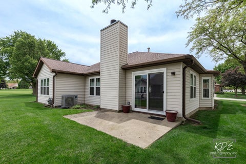 Tiny photo for 21255 Silktree Circle, Plainfield, IL 60544 (MLS # 12663171)