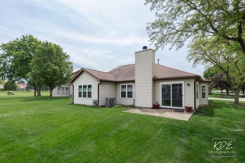 Tiny photo for 21255 Silktree Circle, Plainfield, IL 60544 (MLS # 12663171)