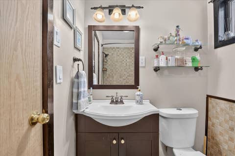 Tiny photo for 1204 W Violet Street, Freeport, IL 61032 (MLS # 12685275)