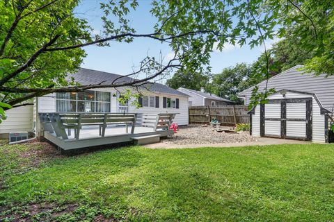 Tiny photo for 1204 W Violet Street, Freeport, IL 61032 (MLS # 12685275)