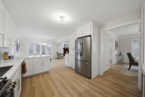 Tiny photo for 707 S Noah Terrace, Mount Prospect, IL 60056 (MLS # 12593511)