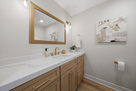 Tiny photo for 707 S Noah Terrace, Mount Prospect, IL 60056 (MLS # 12593511)