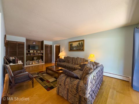 Tiny photo for 2632 N Windsor Drive #104, Arlington Heights, IL 60004 (MLS # 12598867)