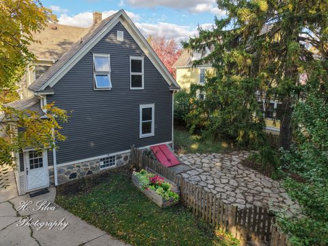 Tiny photo for 389 Lincoln Avenue, Woodstock, IL 60098 (MLS # 12505410)