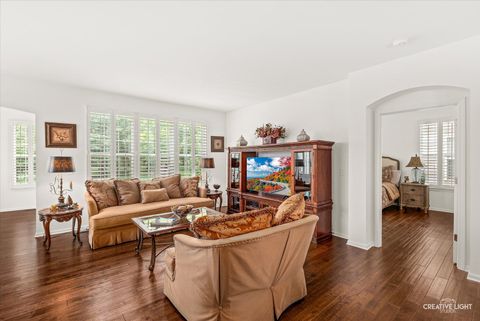 Tiny photo for 3923 Chesapeake Lane, Naperville, IL 60564 (MLS # 12693101)