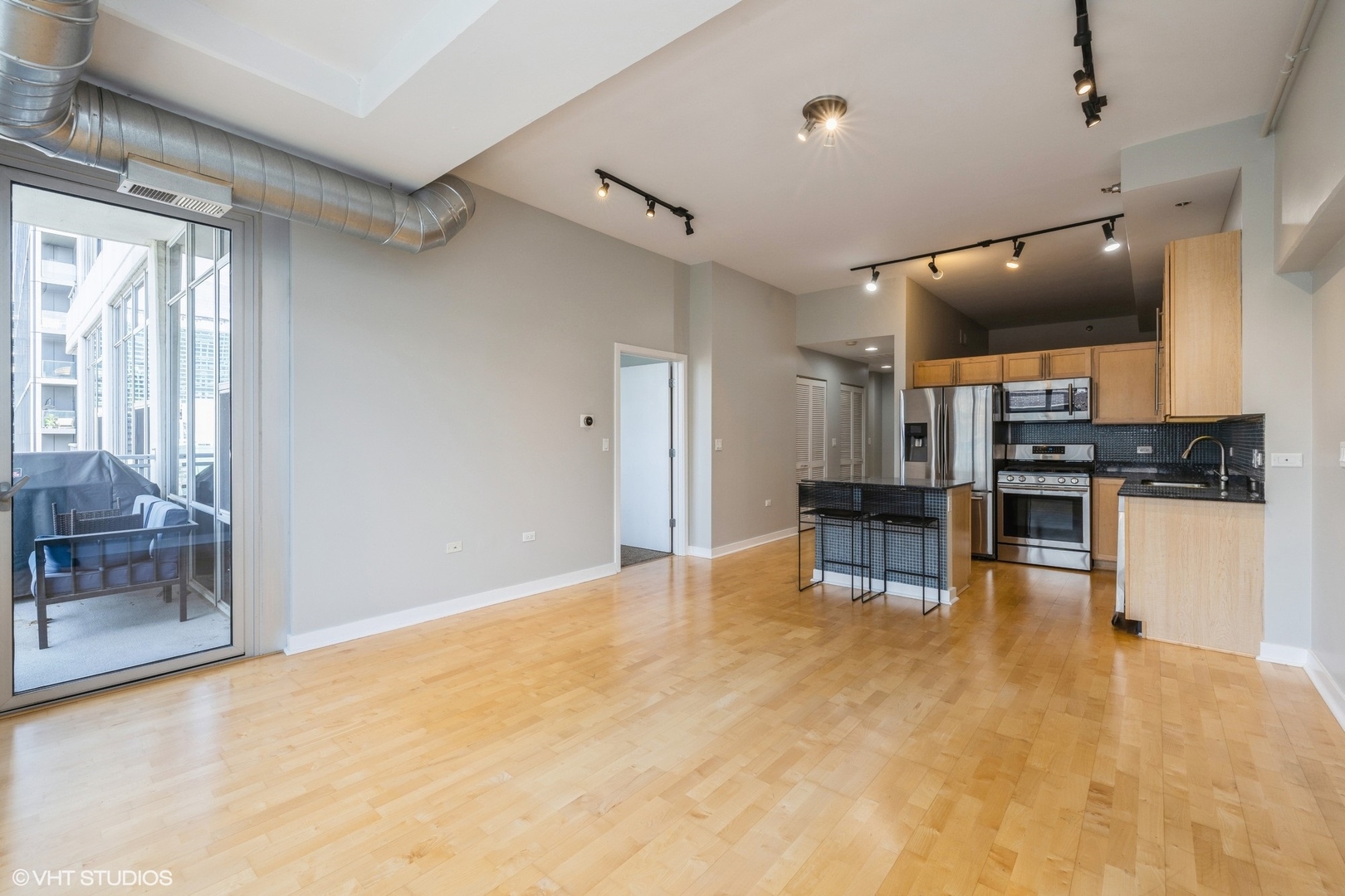 901 W MADISON Street 816