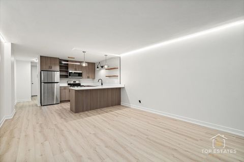 Tiny photo for 1636 N Wells Street #2014, Chicago, IL 60614 (MLS # 12505440)