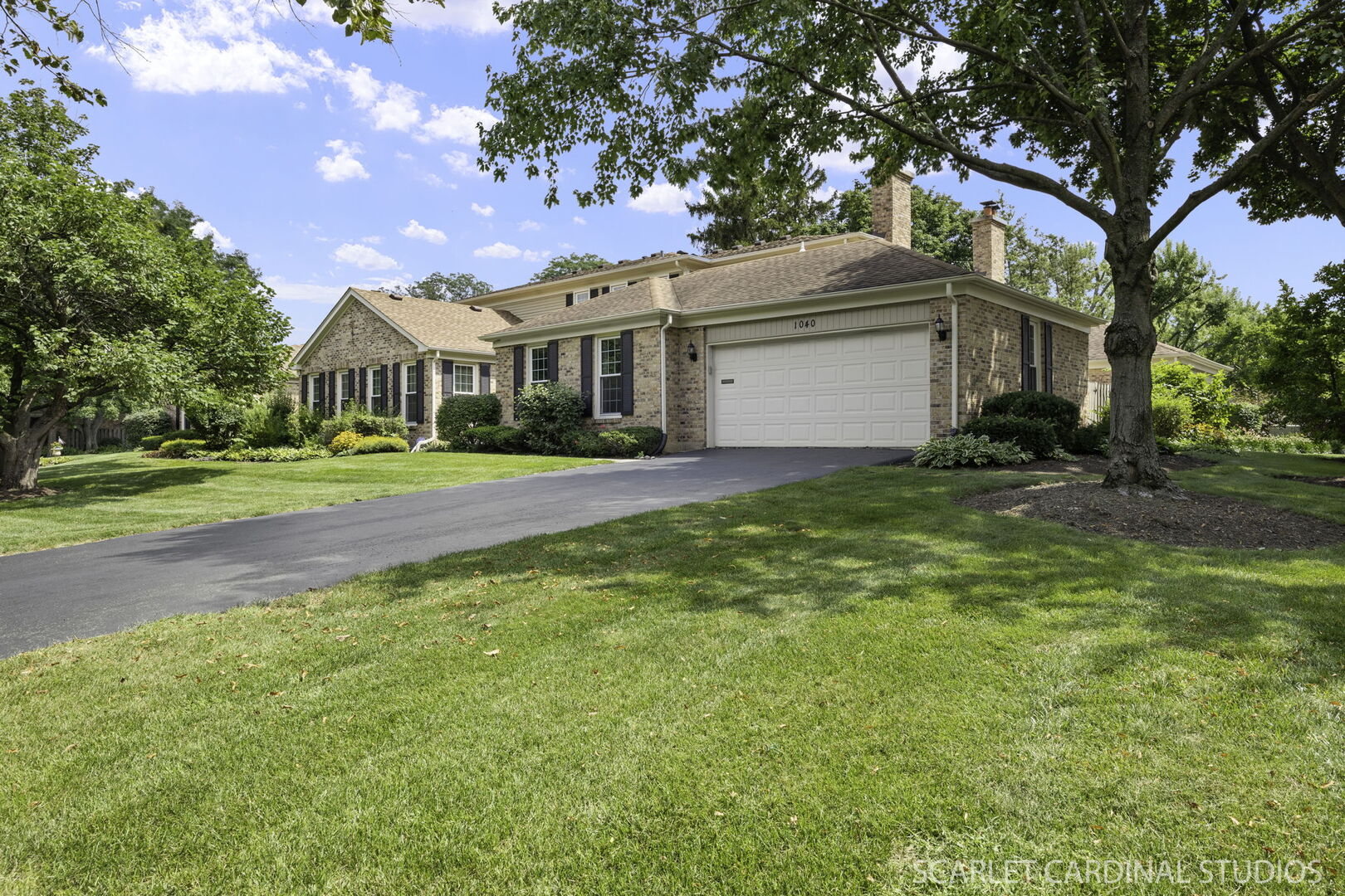 1040 Creekside Drive