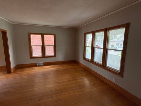 Tiny photo for 352 S Elm Avenue, Kankakee, IL 60901 (MLS # 12463719)