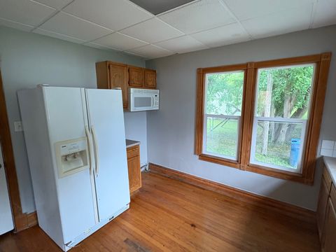 Tiny photo for 352 S Elm Avenue, Kankakee, IL 60901 (MLS # 12463719)