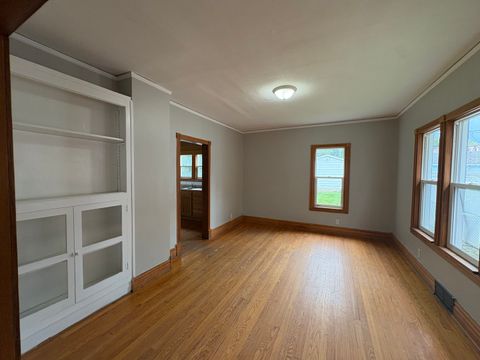Tiny photo for 352 S Elm Avenue, Kankakee, IL 60901 (MLS # 12463719)