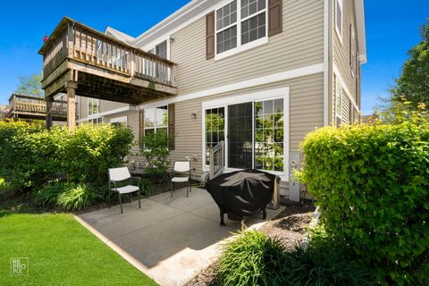 Tiny photo for 1948 Sundrop Court, Bartlett, IL 60103 (MLS # 12648089)