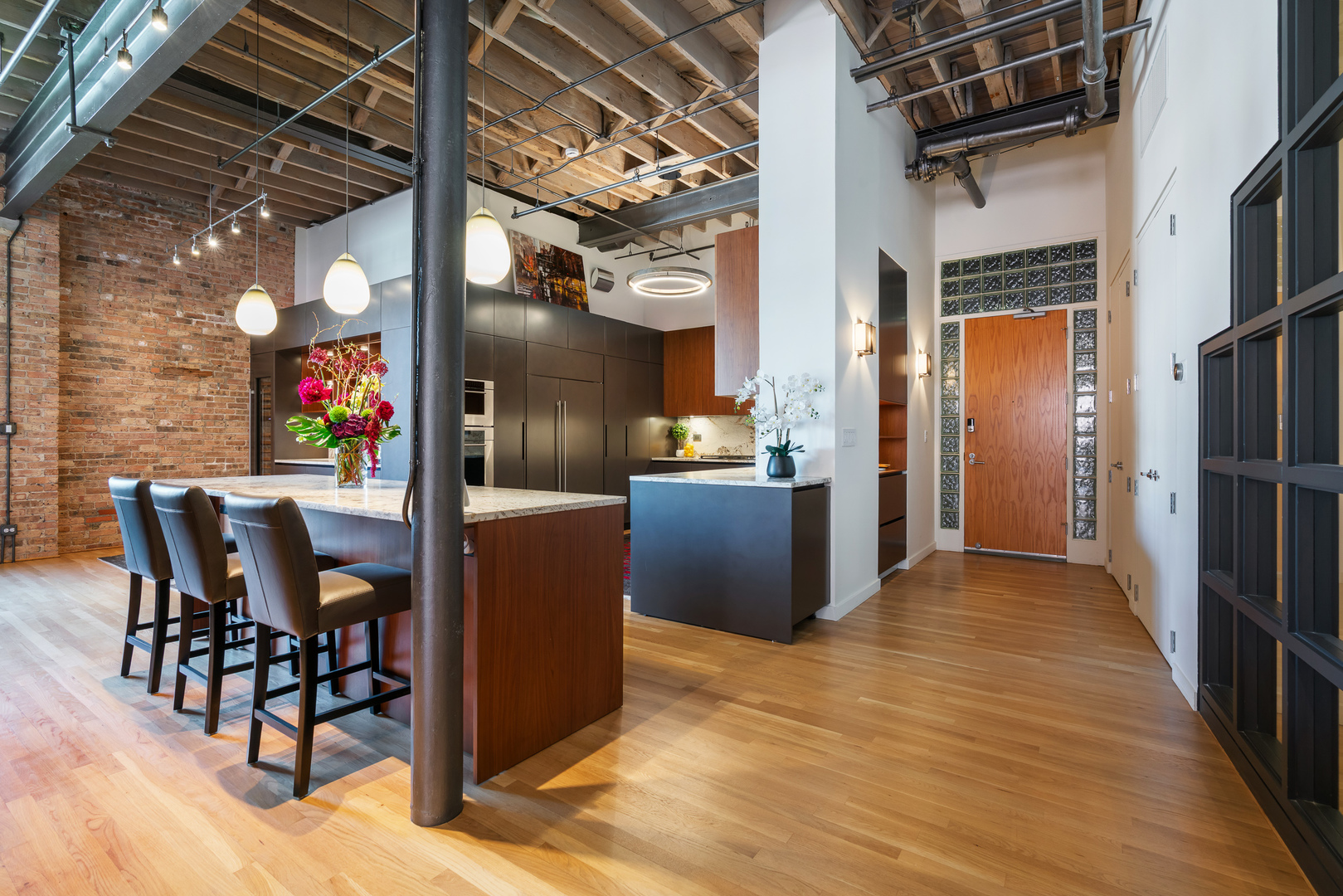420 W Grand Avenue 5D