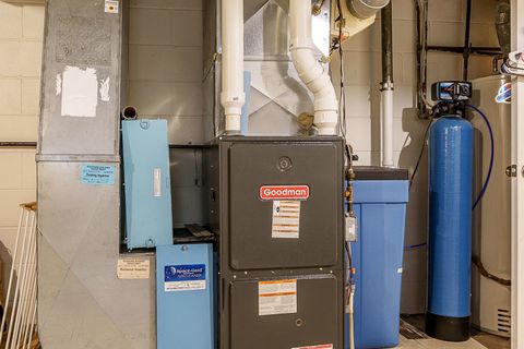 Tiny photo for 2303 ROCK Terrace, Rockford, IL 61103 (MLS # 12533189)