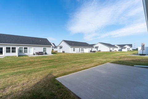 Tiny photo for 127 Beacon Harbor Parkway, East Moline, IL 61244 (MLS # 12739079)