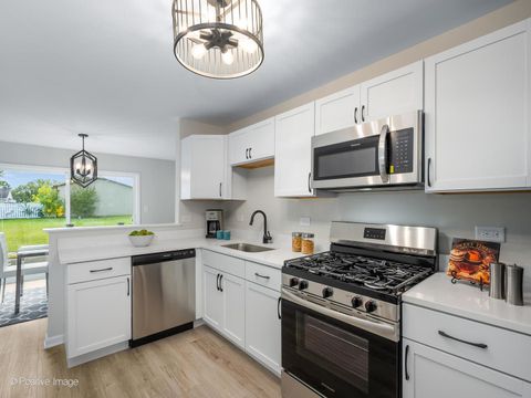 Tiny photo for 2331 WINDSOR Lane #2331, Country Club Hills, IL 60478 (MLS # 12499925)