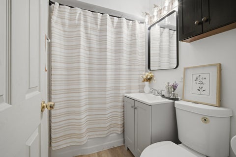 Tiny photo for 427 S Elmwood Avenue #2, Oak Park, IL 60302 (MLS # 12749278)
