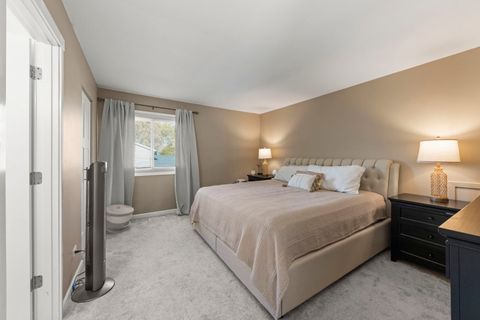 Tiny photo for 30W260 Holyoke Court, Warrenville, IL 60555 (MLS # 12516894)