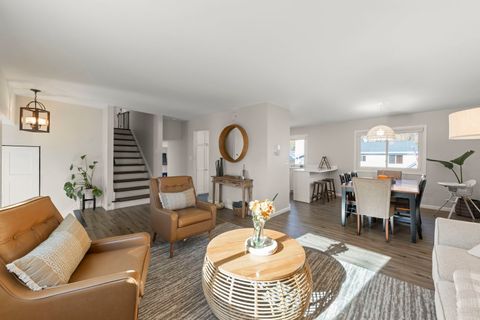 Tiny photo for 30W260 Holyoke Court, Warrenville, IL 60555 (MLS # 12516894)