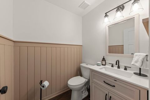 Tiny photo for 30W260 Holyoke Court, Warrenville, IL 60555 (MLS # 12516894)