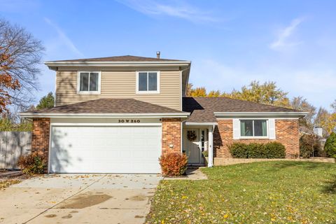 Tiny photo for 30W260 Holyoke Court, Warrenville, IL 60555 (MLS # 12516894)