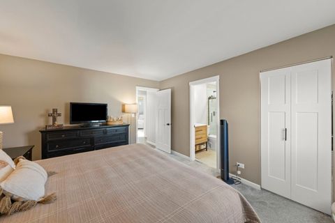 Tiny photo for 30W260 Holyoke Court, Warrenville, IL 60555 (MLS # 12516894)