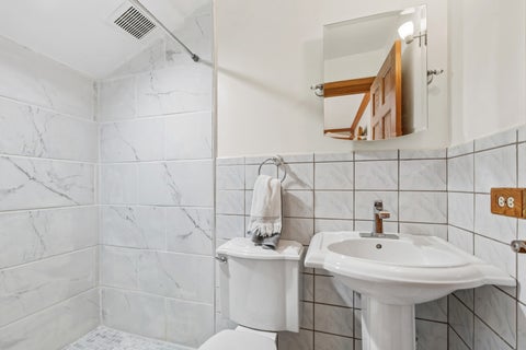 Tiny photo for 192 Waubansee Road, Riverside, IL 60546 (MLS # 12672149)