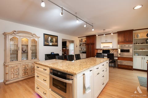 Tiny photo for 349 Tioga Trail, Wood Dale, IL 60191 (MLS # 12736167)