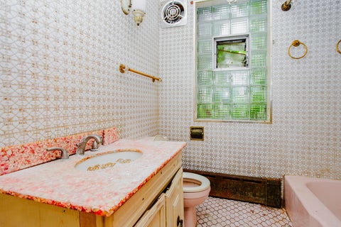 Tiny photo for 8255 S Saint Lawrence Avenue, Chicago, IL 60619 (MLS # 12673483)
