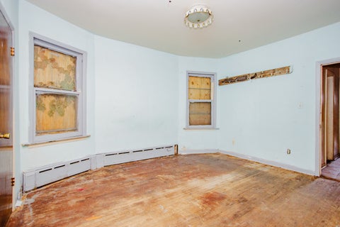 Tiny photo for 8255 S Saint Lawrence Avenue, Chicago, IL 60619 (MLS # 12673483)