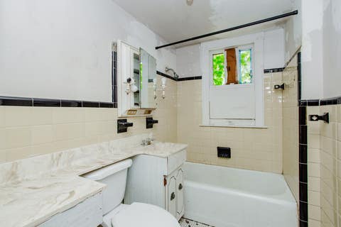 Tiny photo for 8255 S Saint Lawrence Avenue, Chicago, IL 60619 (MLS # 12673483)