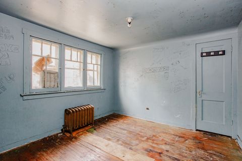 Tiny photo for 8255 S Saint Lawrence Avenue, Chicago, IL 60619 (MLS # 12673483)